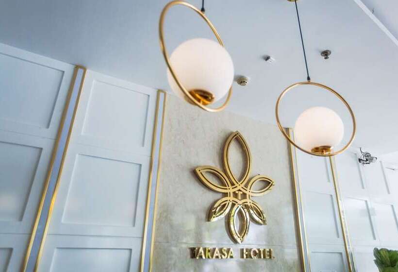 هتل Tarasa