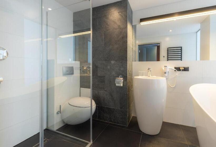 בית מלון כפרי Terminal