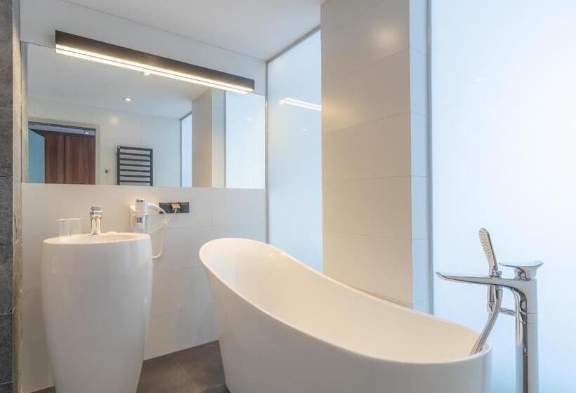 בית מלון כפרי Terminal