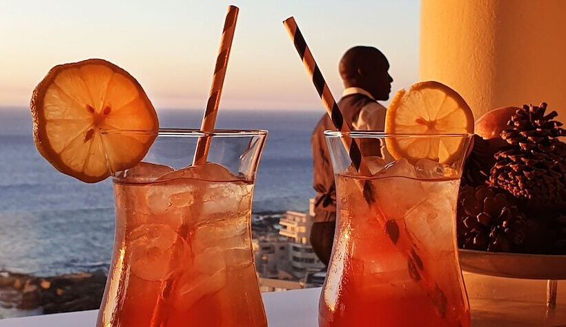 ホテル The Clarendon Bantry Bay