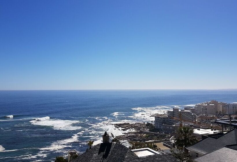 ホテル The Clarendon Bantry Bay