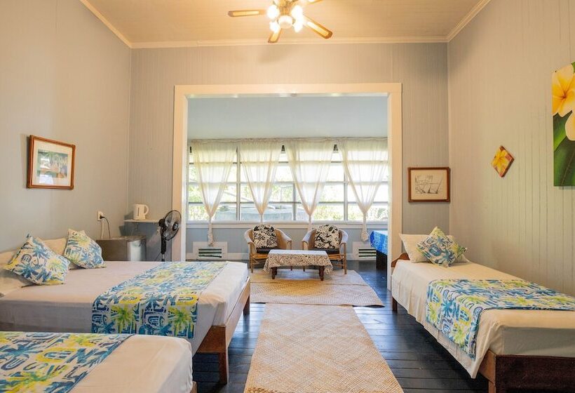 هتل The Samoan Outrigger