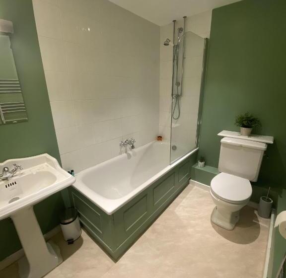 Отель Three Tuns Ashwell