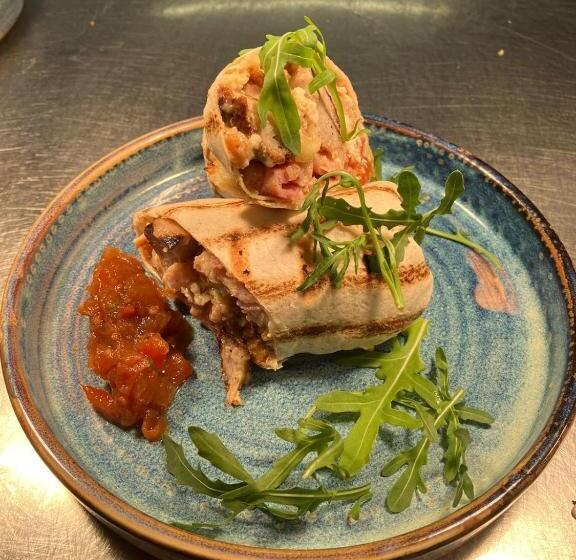 Отель Three Tuns Ashwell