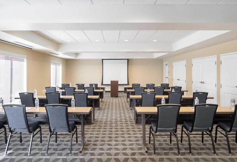 هتل Towneplace By Marriott Suites Portland Vancouver