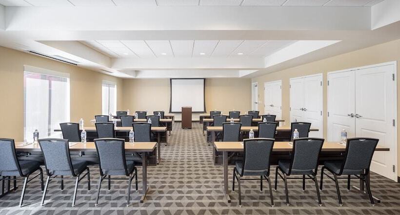 هتل Towneplace By Marriott Suites Portland Vancouver