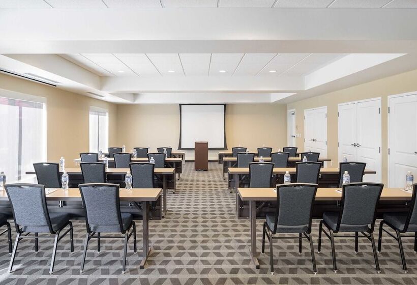 هتل Towneplace By Marriott Suites Portland Vancouver