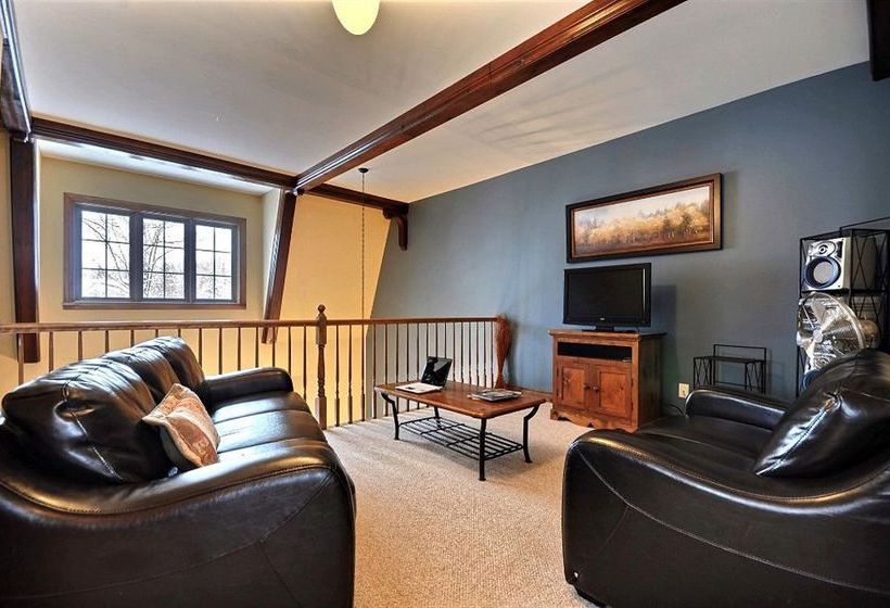 호텔 Tremblant Sunstar Condominiums