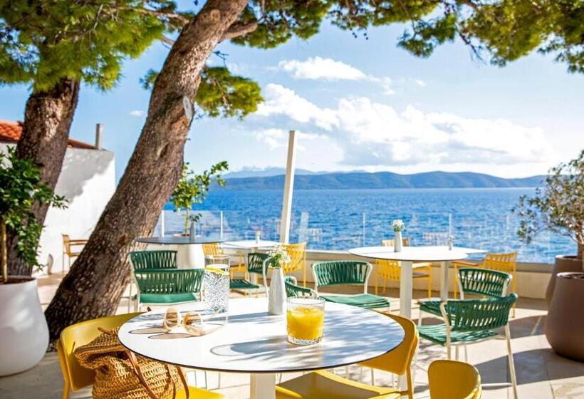 فندق Tui Blue Makarska   Adults Only