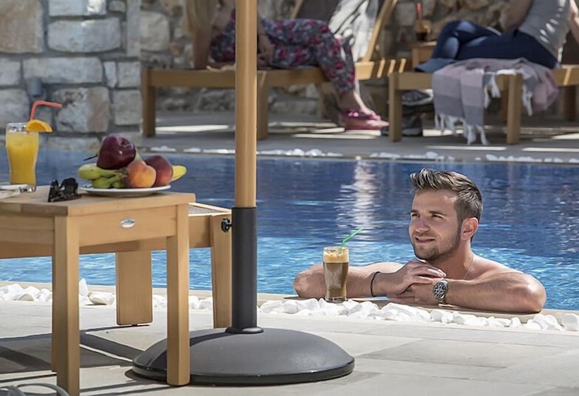 هتل Vassilis Guest House