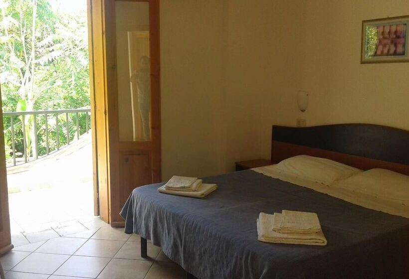 Отель Villaggio Marco Polo