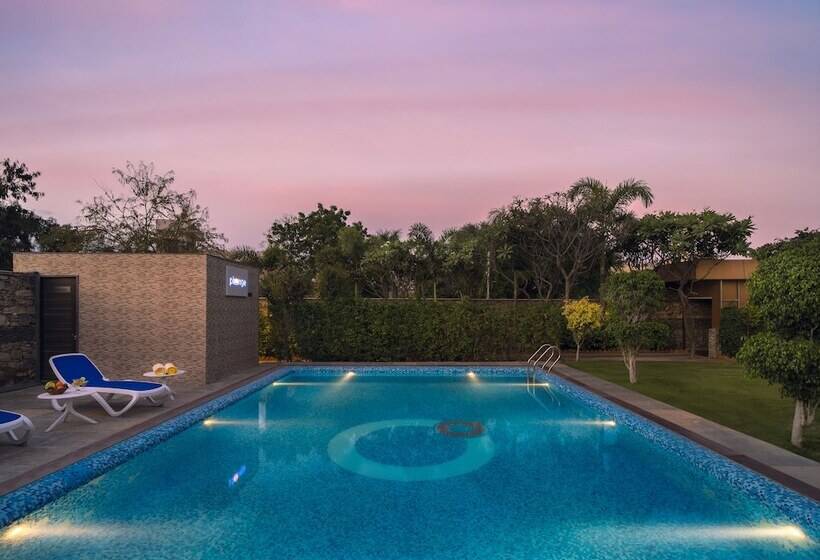 هتل Zone Connect By The Park,udaipur