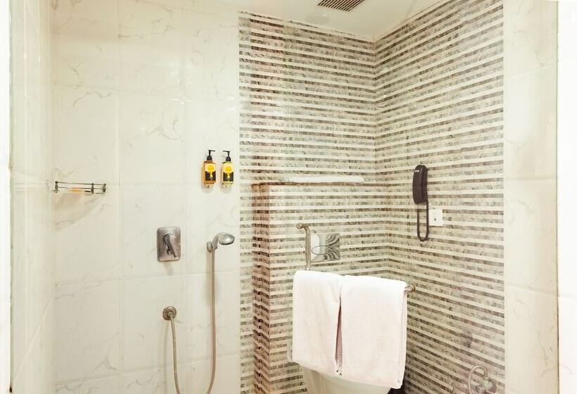 هتل Zone Connect By The Park,udaipur