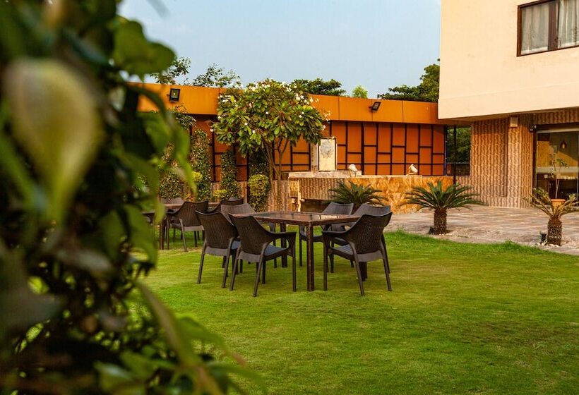 هتل Zone Connect By The Park,udaipur