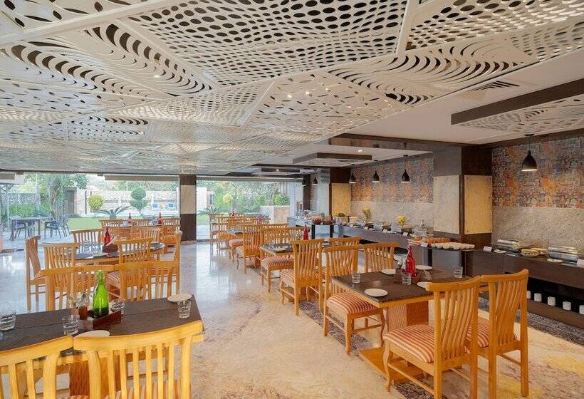 هتل Zone Connect By The Park,udaipur