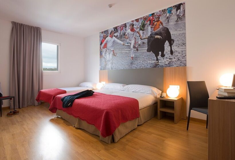 Iraipe Pamplona Hostal Auto Check In