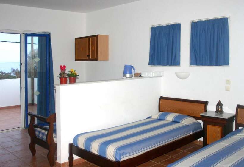 Katikies Studios & Apartments