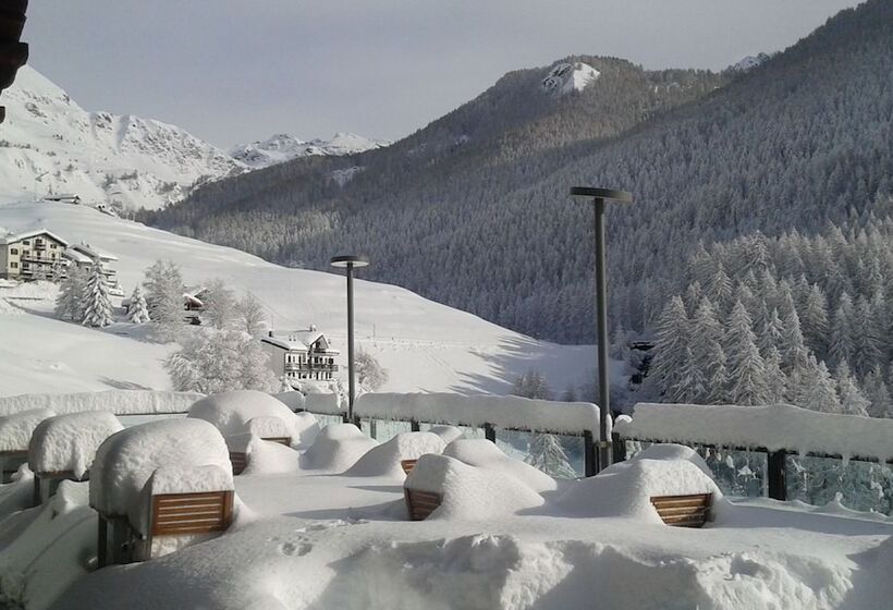 Maison Cly Hotel & Restaurant