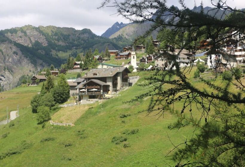 Maison Cly Hotel & Restaurant