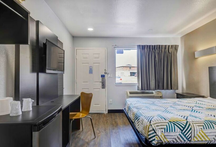 Motel 6 Denton, Tx  Unt