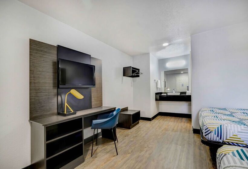 Motel 6 Denton, Tx  Unt