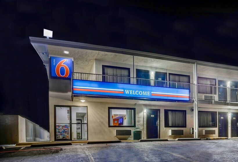 Motel 6 Denton, Tx  Unt