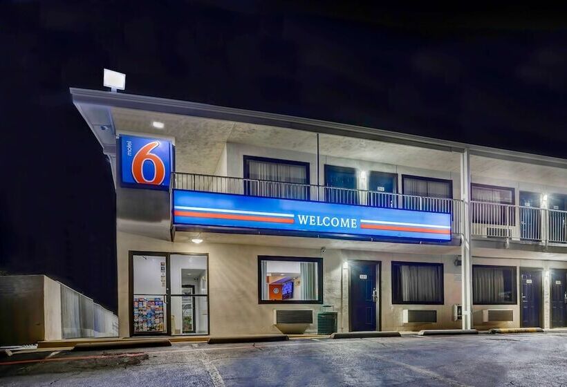 Motel 6 Denton, Tx  Unt