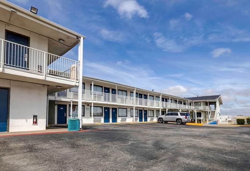 Motel 6 Denton, Tx  Unt