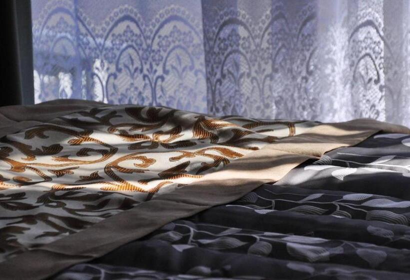 מוטל Braemar Motor Inn