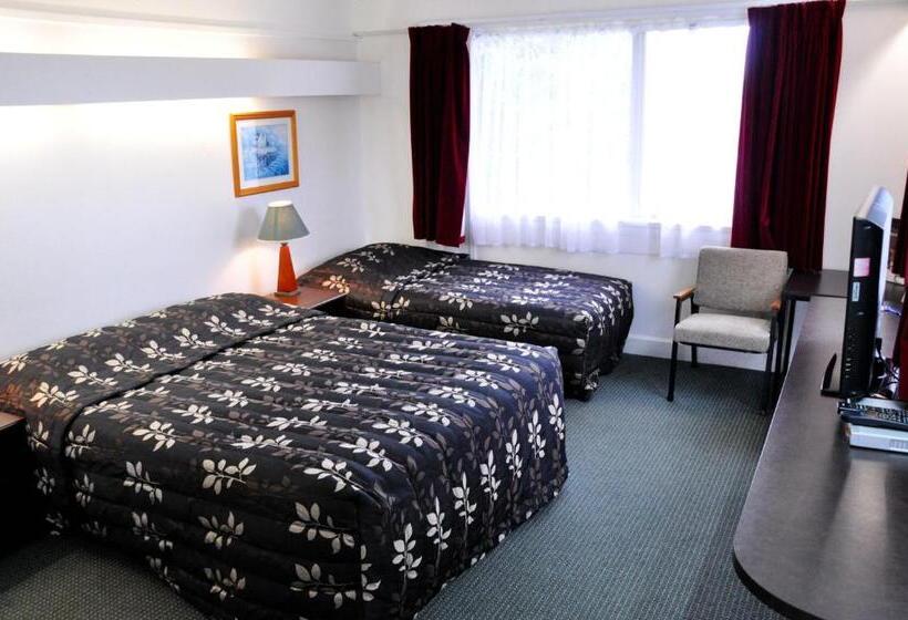 מוטל Braemar Motor Inn