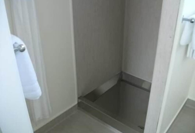 מוטל Braemar Motor Inn