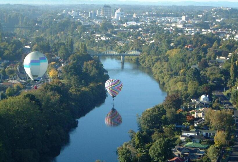 汽车旅馆  Brooklyn Motor Lodge