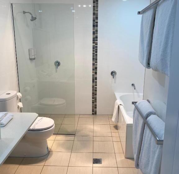 فندق على الطريق New England Motor Lodge