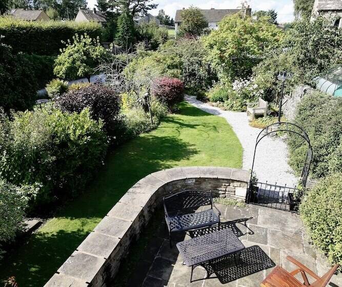 بنسيون Ashfield House