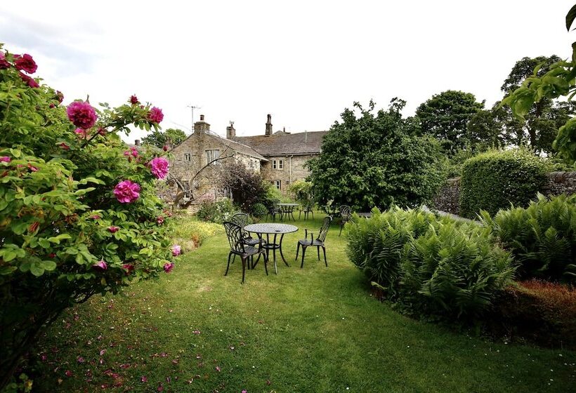 بنسيون Ashfield House