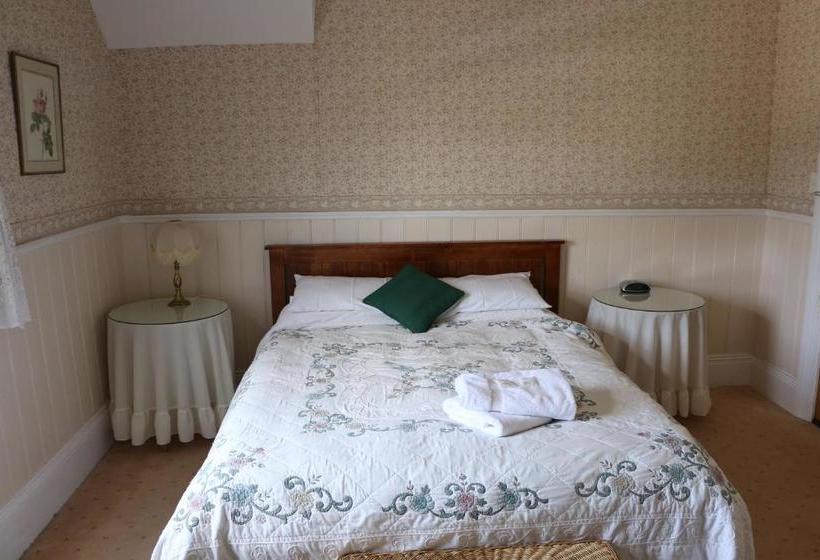 膳宿费 Hillview House Launceston