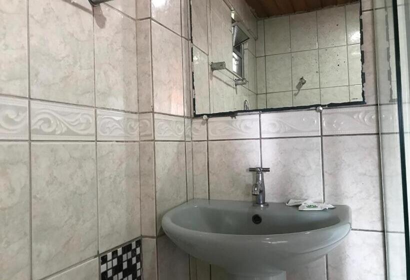 פנסיון Pousada Alto Astral