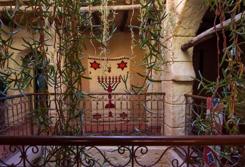 پانسیون Rose Noire