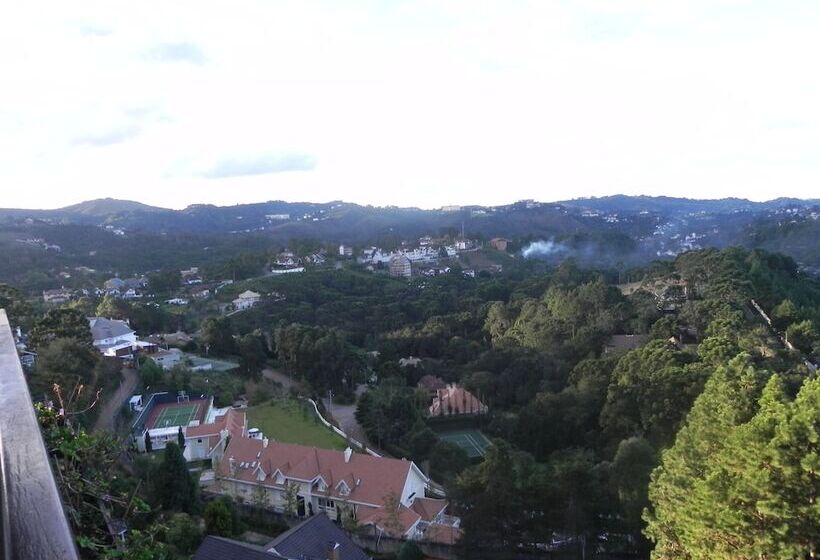 بنسيون Summit Suítes Hotel Campos Do Jordão