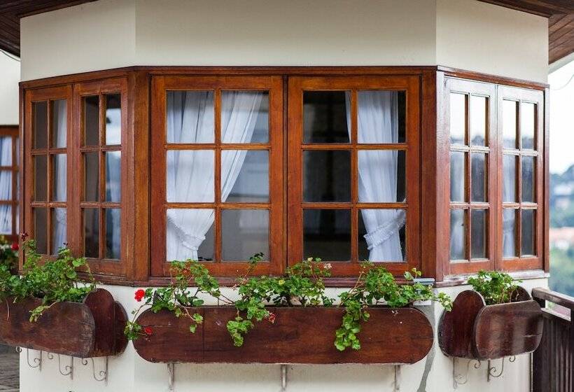 بنسيون Summit Suítes Hotel Campos Do Jordão