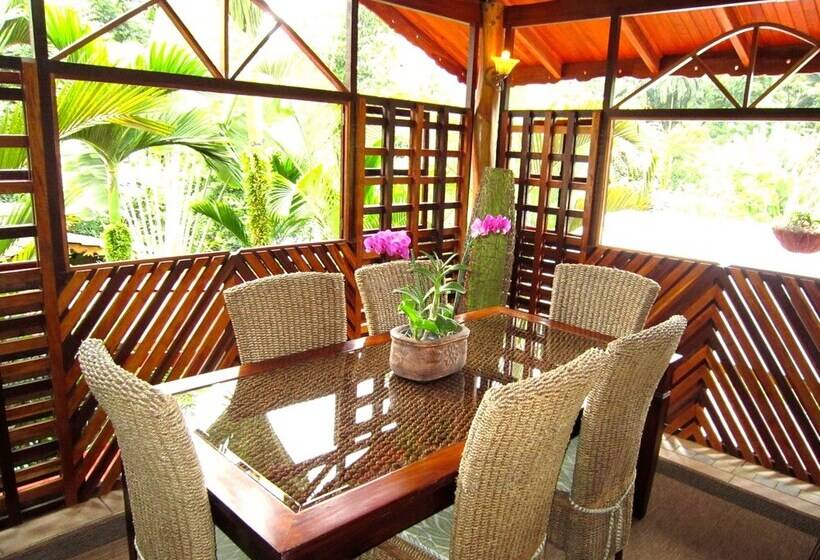 Physis Caribbean Bed & Breakfast