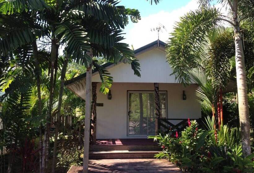 استراحتگاه Orator Hotel Samoa