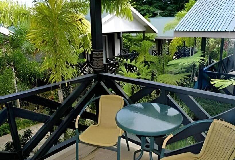 استراحتگاه Orator Hotel Samoa