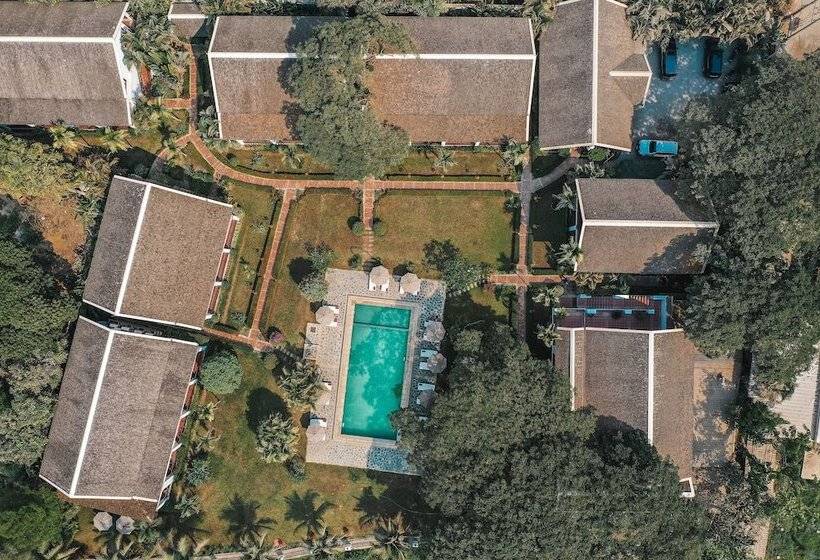 Riverside Boutique Resort, Vang Vieng