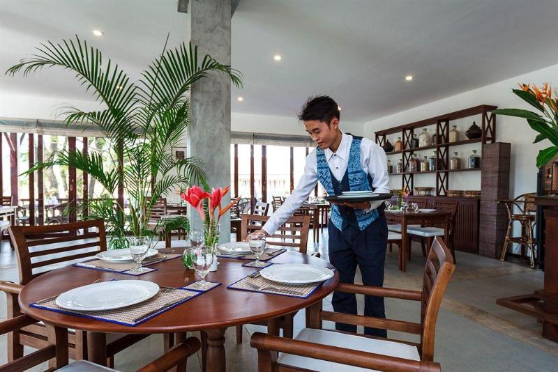 Riverside Boutique Resort, Vang Vieng