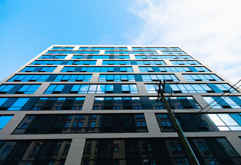 Sky City Apartments Waterfront North