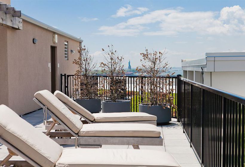 Sky City Apartments Waterfront North