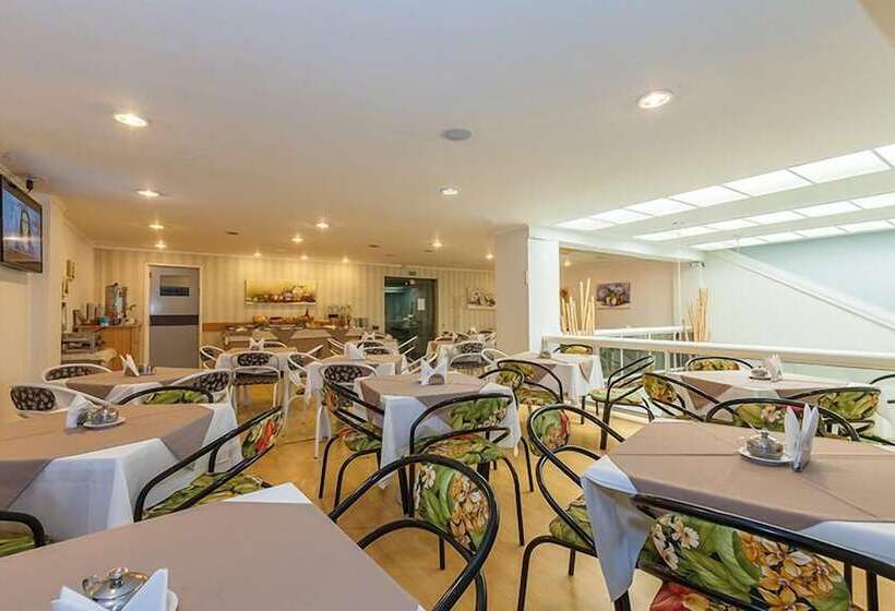 Tri Hotel Smart Caxias