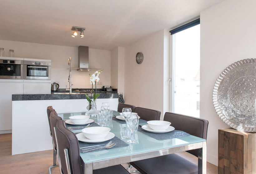 Urban Apartments de Laurier