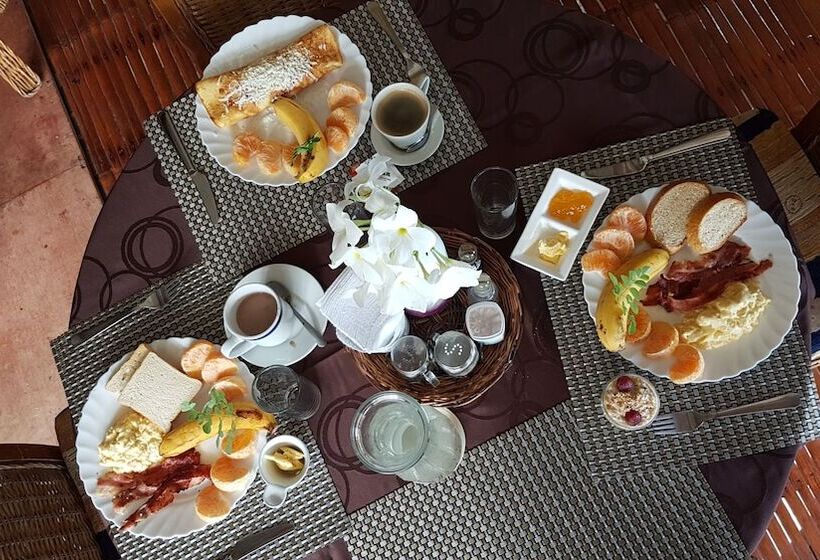 호텔 Kalachuchi Beach Resort